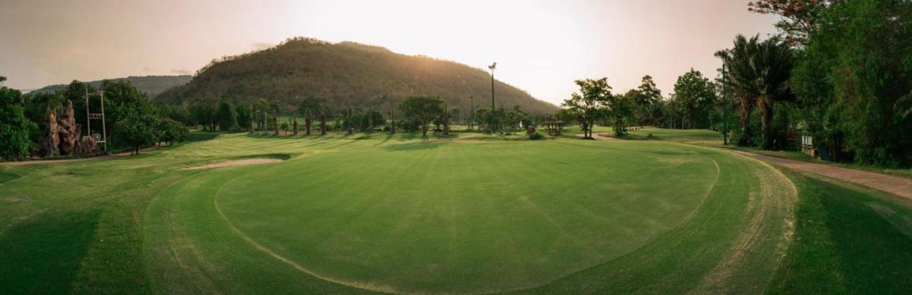 Phubachiang Golf & Resort Pakse Exterior foto