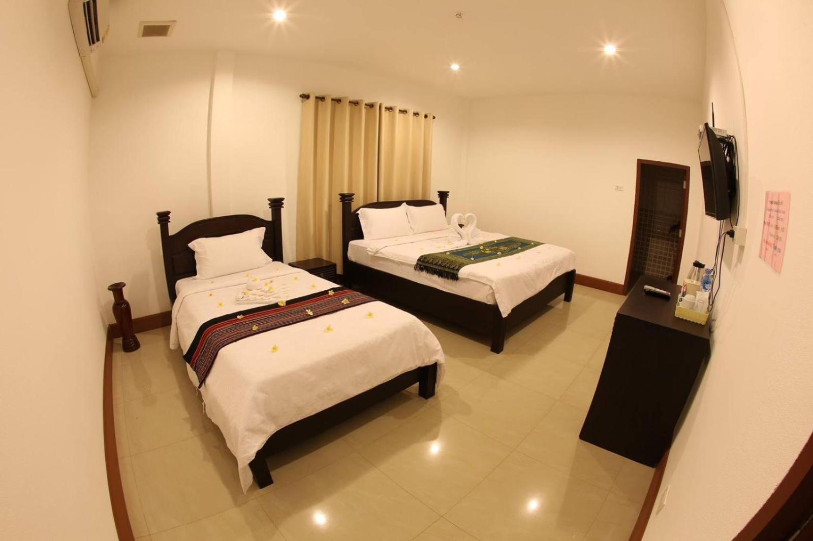 Phubachiang Golf & Resort Pakse Exterior foto