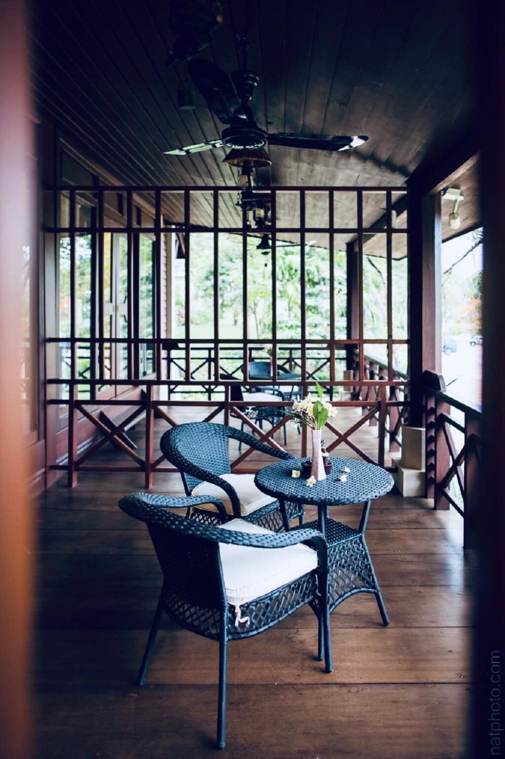 Phubachiang Golf & Resort Pakse Exterior foto