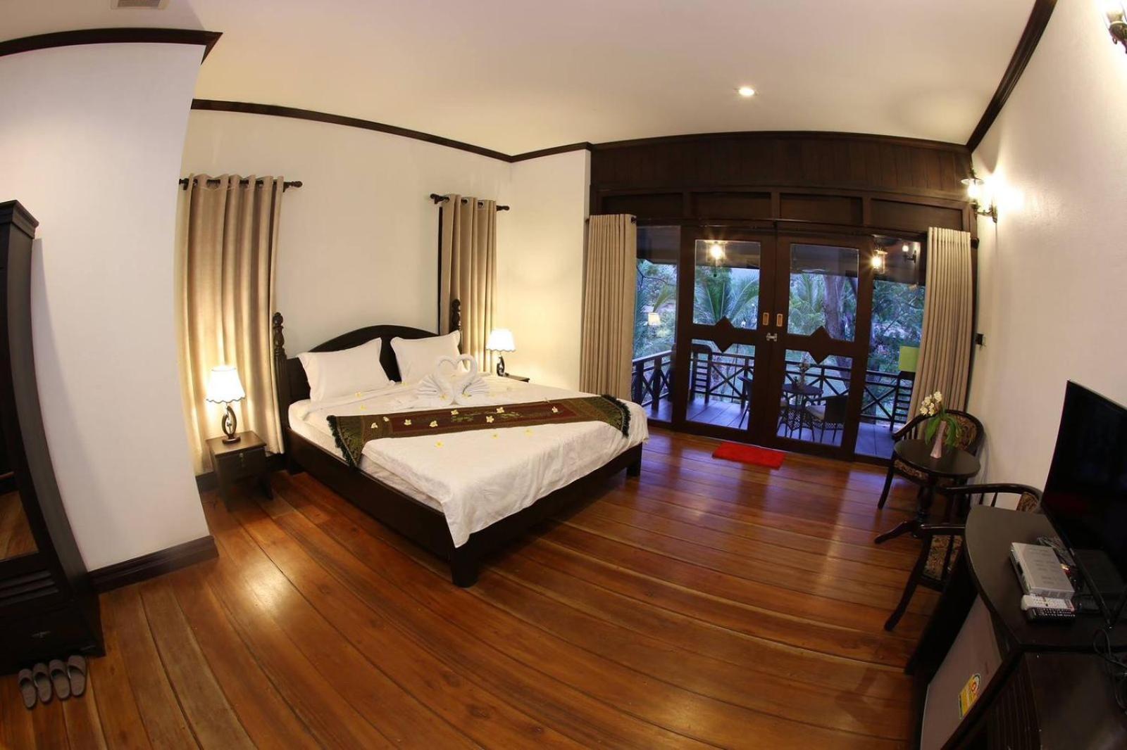 Phubachiang Golf & Resort Pakse Exterior foto