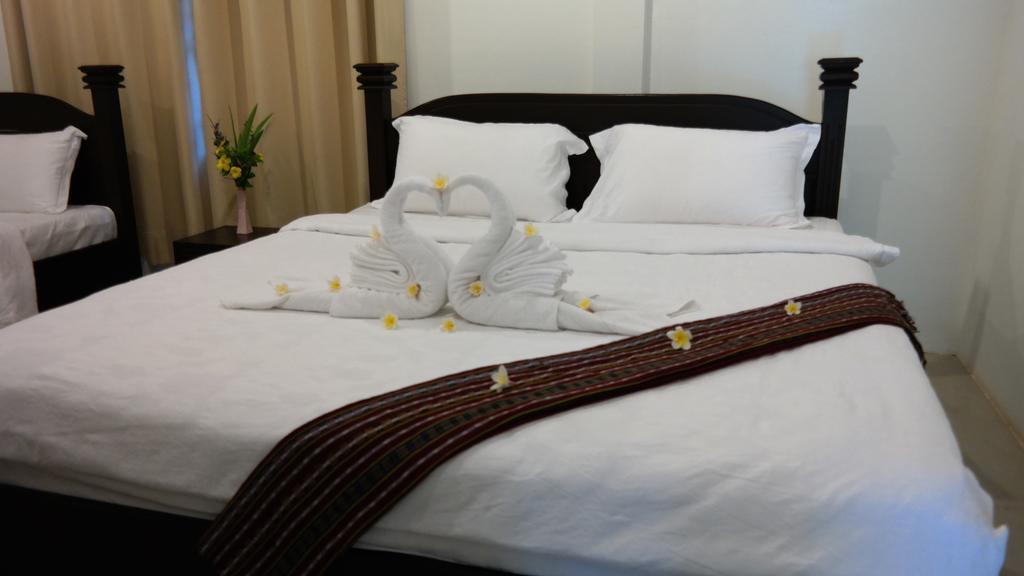 Phubachiang Golf & Resort Pakse Exterior foto
