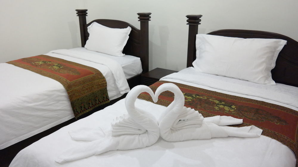 Phubachiang Golf & Resort Pakse Exterior foto