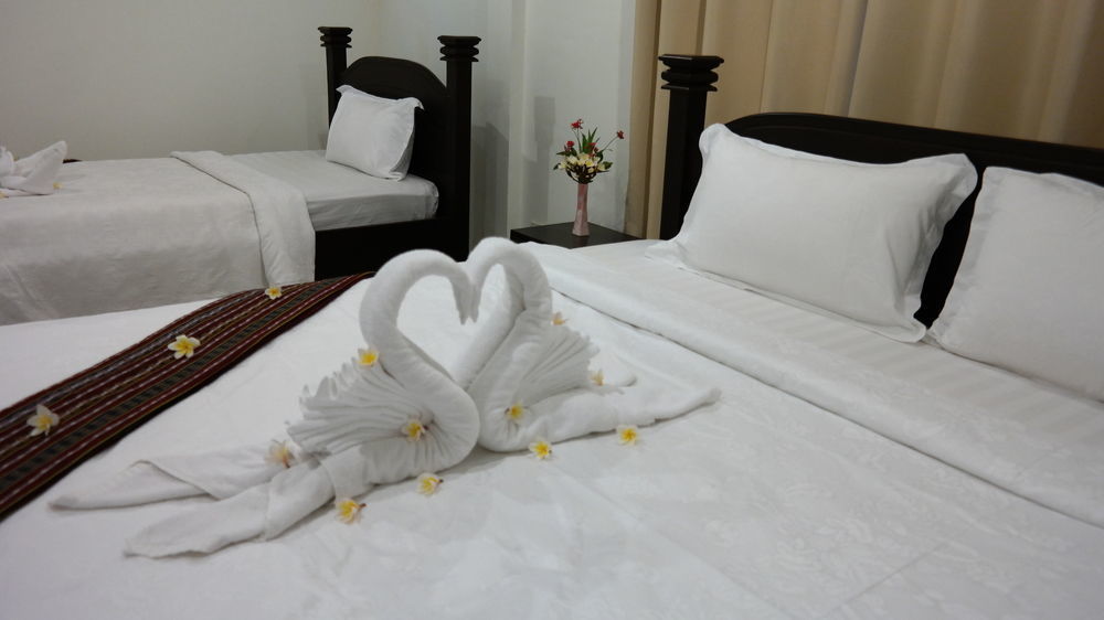 Phubachiang Golf & Resort Pakse Exterior foto