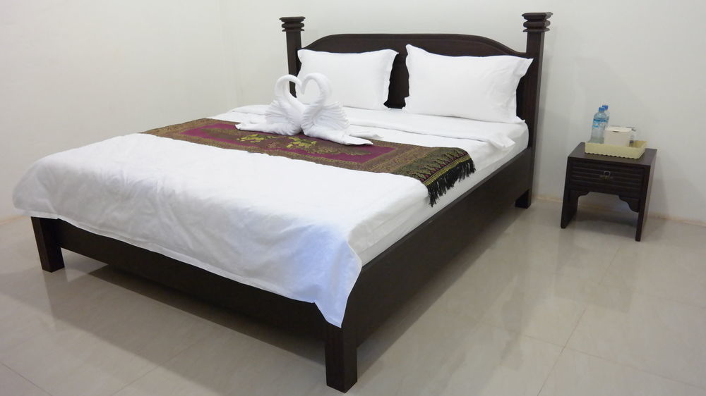 Phubachiang Golf & Resort Pakse Exterior foto