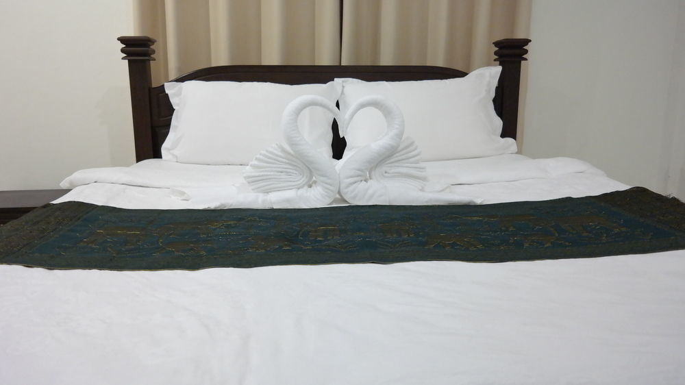 Phubachiang Golf & Resort Pakse Exterior foto