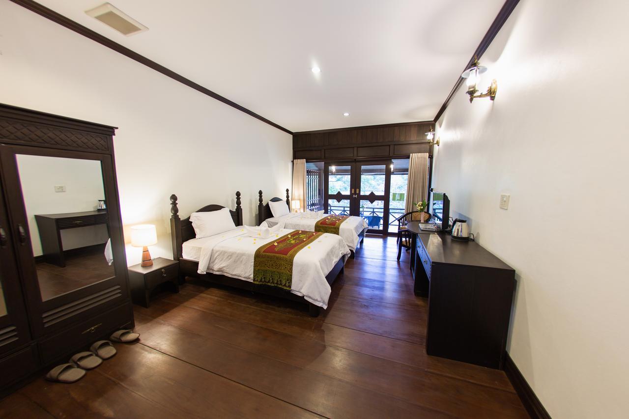 Phubachiang Golf & Resort Pakse Exterior foto